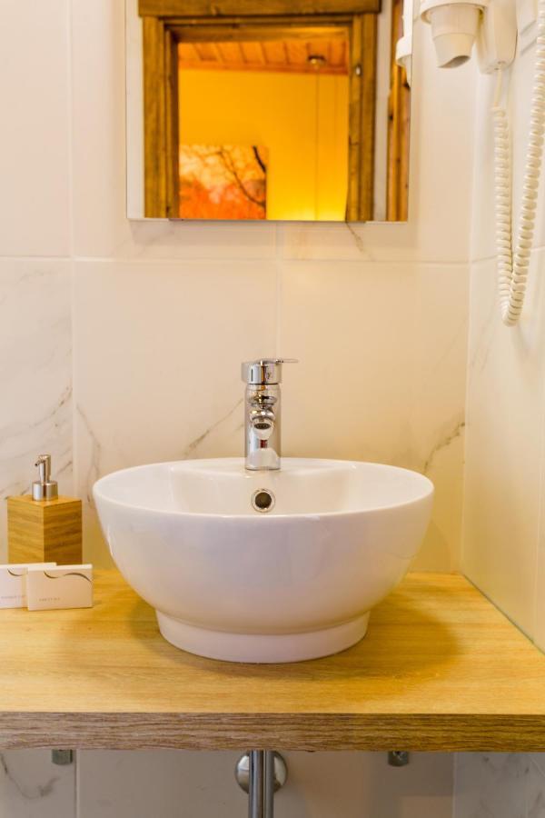 Blossom Rooms & Suite 베리아 외부 사진