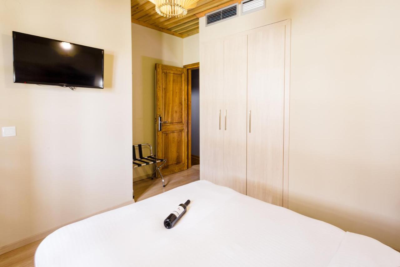 Blossom Rooms & Suite 베리아 외부 사진